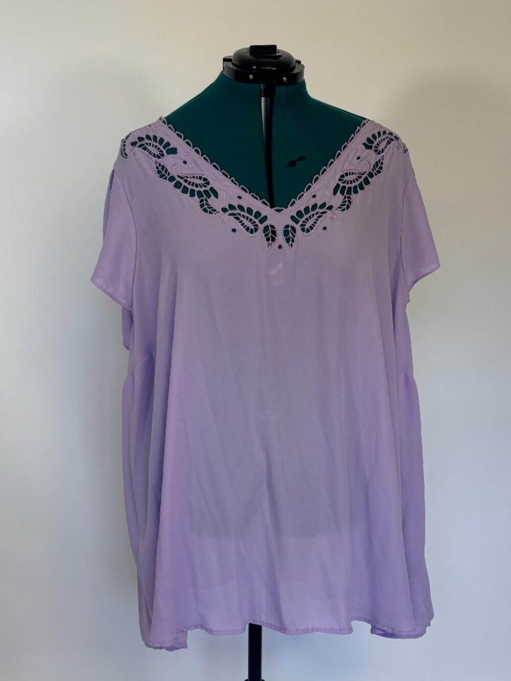 Torrid Lavender Purple V Neck Blouse Size 5X